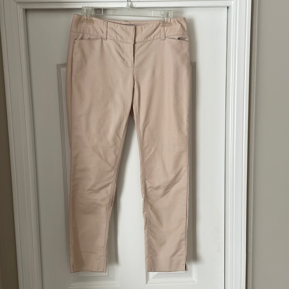 White House Black Market Khaki Ankle Pant. Size 2